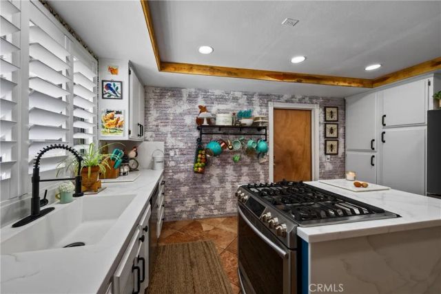 34336 Pecan Ave, Yucaipa, CA 92399