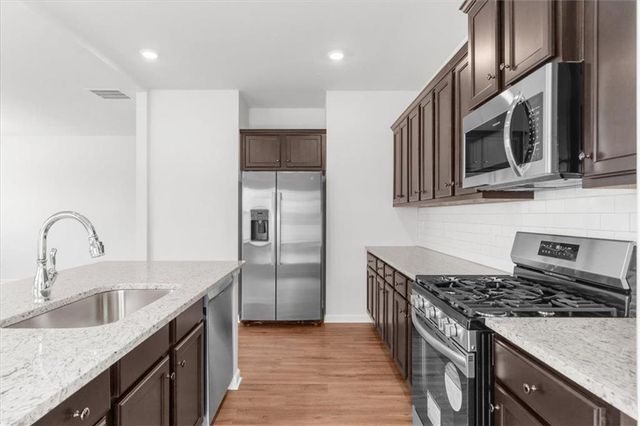 101 Shelter E Lane, Dawsonville, GA 30534