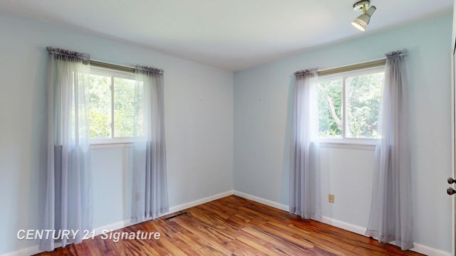 11297 N Jennings Road, Vienna Twp, MI 48420