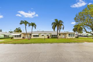 201 Country Lane D, Boynton Beach, FL 33435