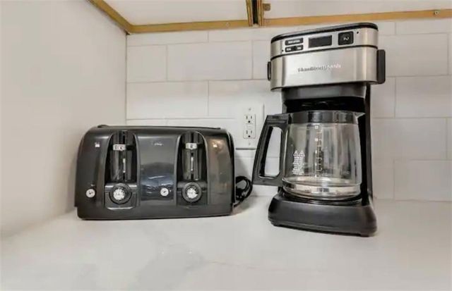 5671 Bobby Brook Court, Lithonia, GA 30038