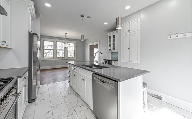 5430 Aylesboro Avenue, Squirrel Hill, PA 15217