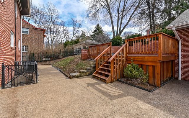 5430 Aylesboro Avenue, Squirrel Hill, PA 15217