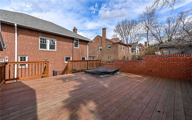 5430 Aylesboro Avenue, Squirrel Hill, PA 15217