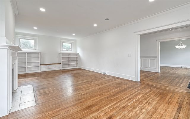 5430 Aylesboro Avenue, Squirrel Hill, PA 15217