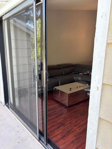 388 Mill Rd, Martinez, CA 94553