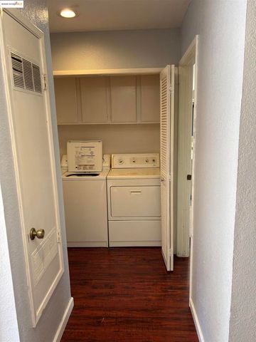 388 Mill Rd, Martinez, CA 94553