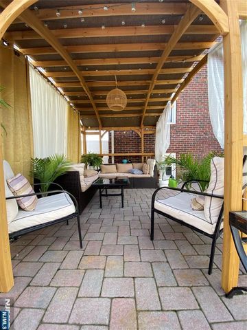 361 Fern Avenue, Lyndhurst, NJ 07071