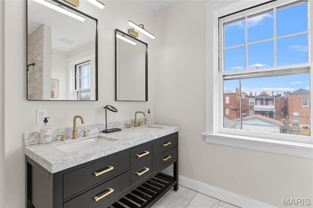 3449 Utah Street, St Louis, MO 63118