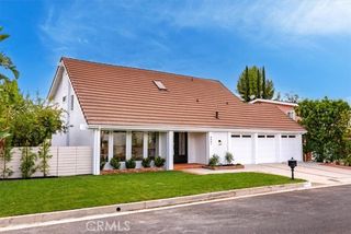 4401 Cezanne Avenue, Woodland Hills (los Angeles), CA 91364