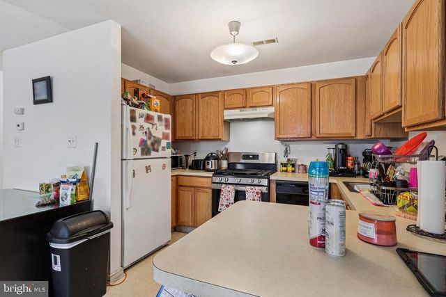 51 HIGH MEADOWS, Sicklerville, NJ 08081