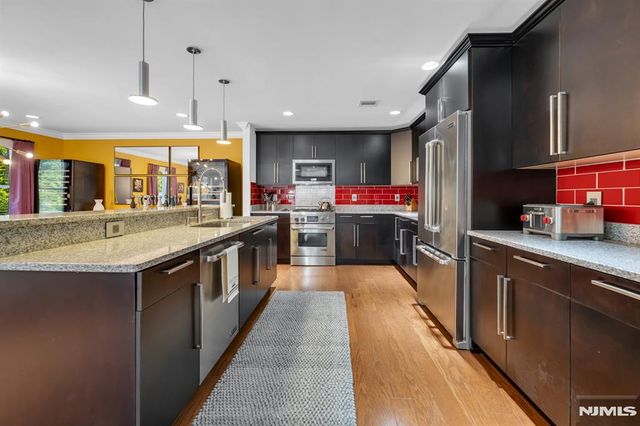 2308 Freeman Way, Allendale, NJ 07401