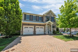 2308 Freeman Way, Allendale, NJ 07401