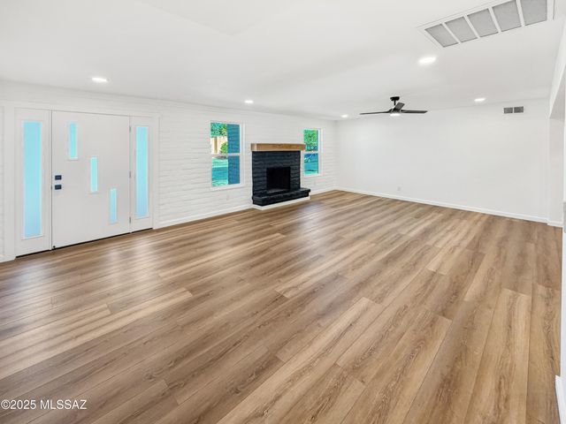 7332 E 42nd Street, Tucson, AZ 85730