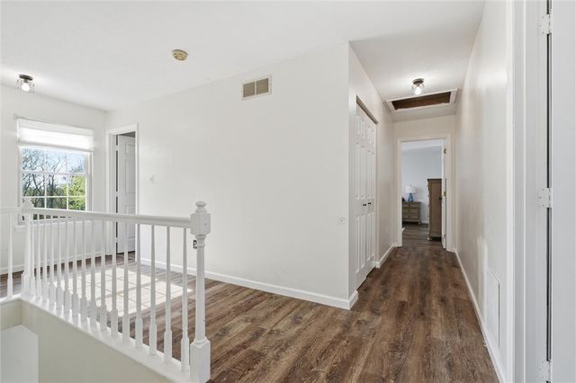 105 Bayberry Ln, Cranberry Twp, PA 16066