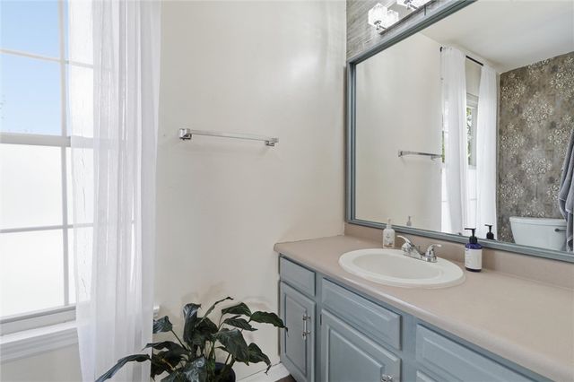 105 Bayberry Ln, Cranberry Twp, PA 16066