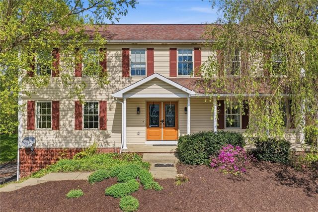 105 Bayberry Ln, Cranberry Twp, PA 16066