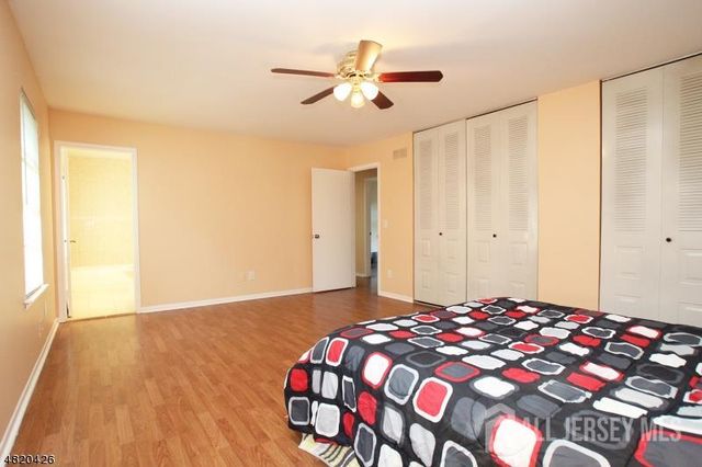 2 Wyndham Way, Piscataway, NJ 08854