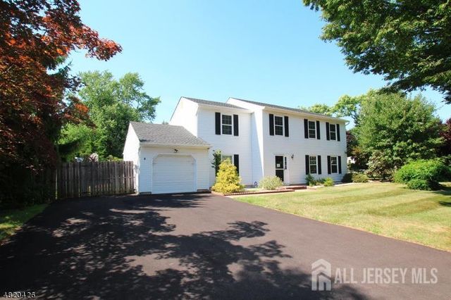 2 Wyndham Way, Piscataway, NJ 08854