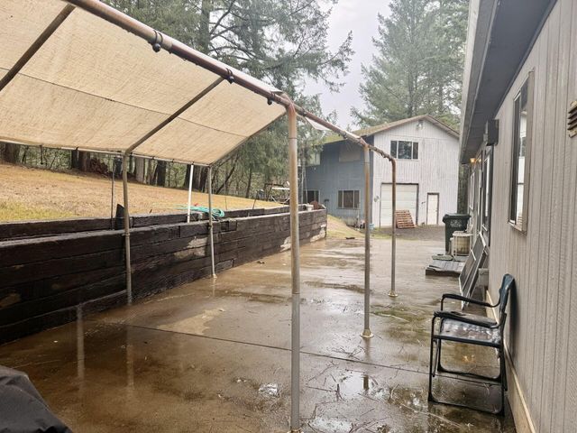 360 Hessar Street, Grants Pass, OR 97527