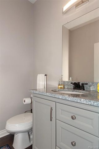 1200 Drakeshire Drive, Commerce Twp, MI 48390