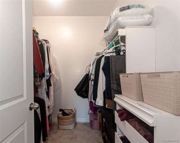 1200 Drakeshire Drive, Commerce Twp, MI 48390