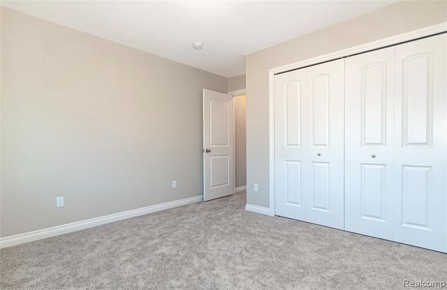 1200 Drakeshire Drive, Commerce Twp, MI 48390