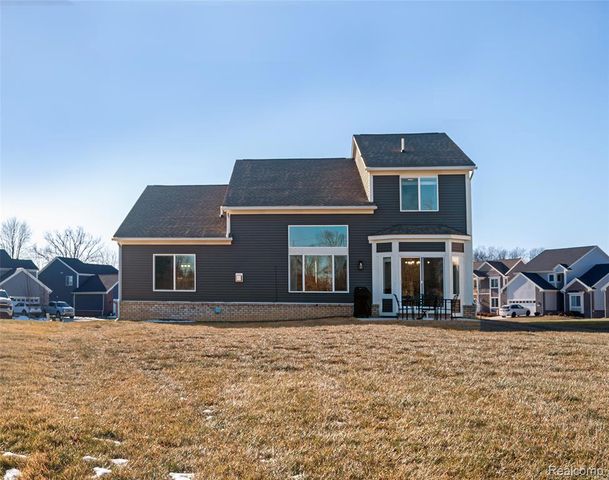 1200 Drakeshire Drive, Commerce Twp, MI 48390