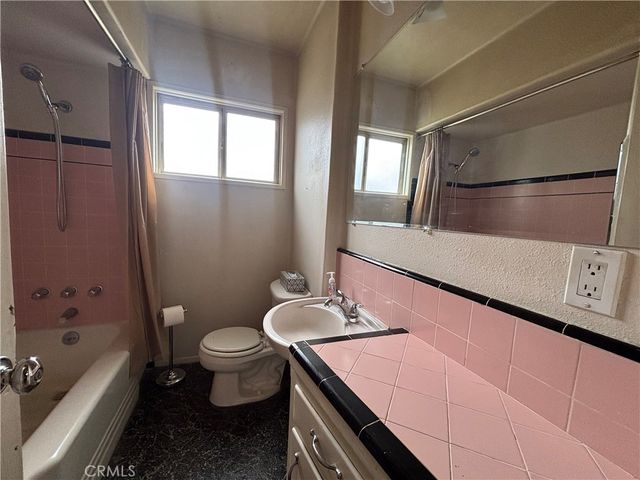 1862 E American, Pomona, CA 91767