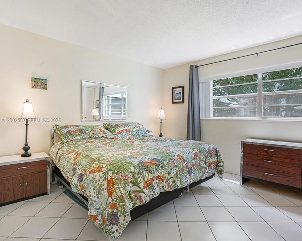 4806 NW 36th Street 515, Lauderdale Lakes, FL 33319