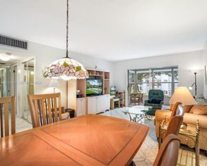 4806 NW 36th Street 515, Lauderdale Lakes, FL 33319