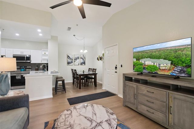 8921 LEGACY COURT 18-308, Kissimmee, FL 34747