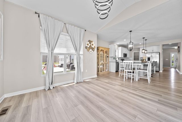 7271 Ribault Drive NW, Pickerington, OH 43147