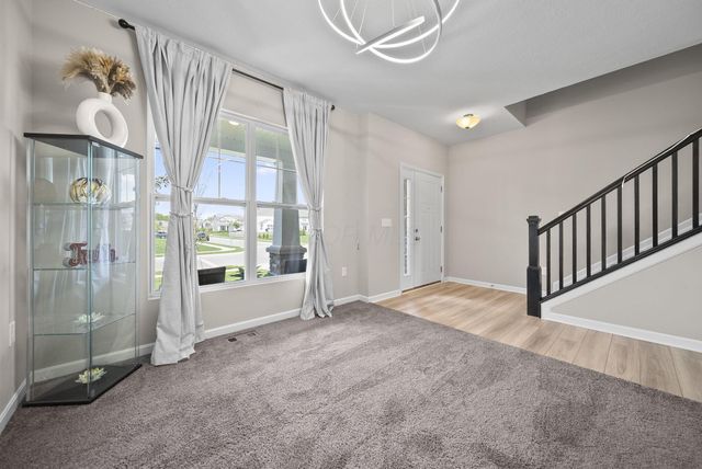 7271 Ribault Drive NW, Pickerington, OH 43147