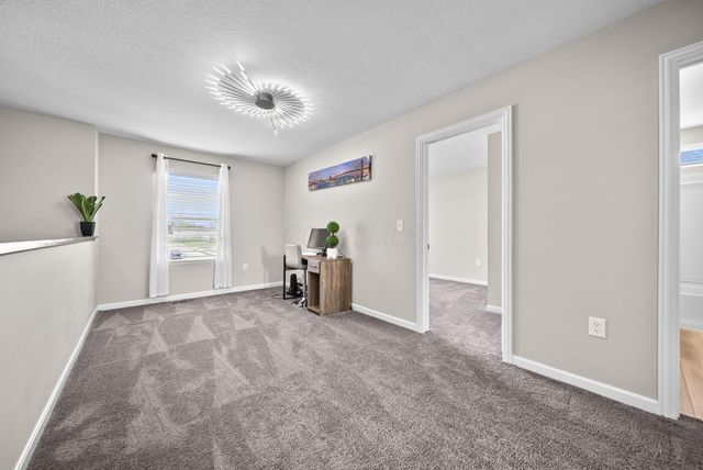 7271 Ribault Drive NW, Pickerington, OH 43147