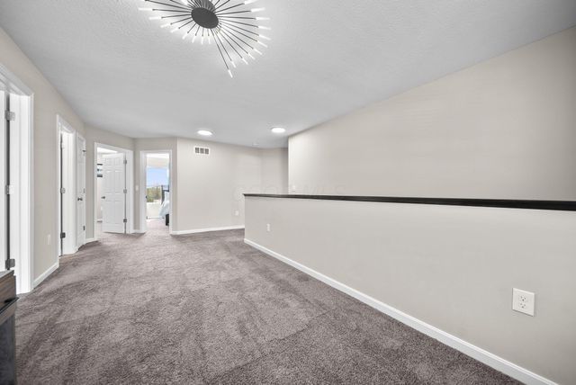 7271 Ribault Drive NW, Pickerington, OH 43147