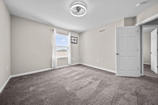 7271 Ribault Drive NW, Pickerington, OH 43147