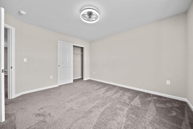 7271 Ribault Drive NW, Pickerington, OH 43147