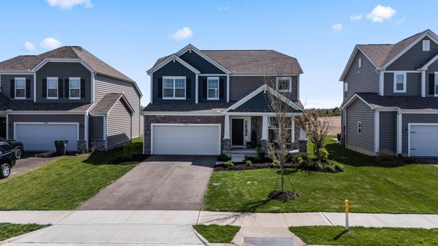 7271 Ribault Drive NW, Pickerington, OH 43147