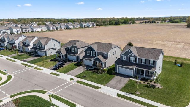 7271 Ribault Drive NW, Pickerington, OH 43147