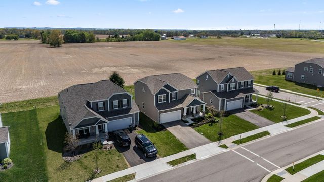 7271 Ribault Drive NW, Pickerington, OH 43147