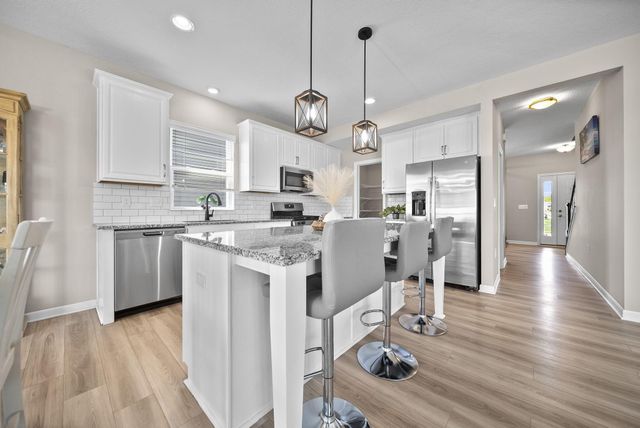 7271 Ribault Drive NW, Pickerington, OH 43147