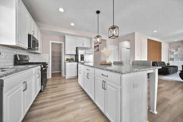 7271 Ribault Drive NW, Pickerington, OH 43147