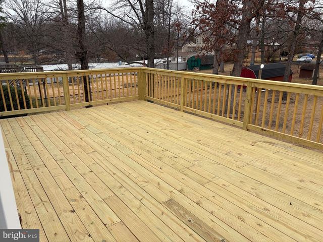 8206 COMET DR, Fort Washington, MD 20744