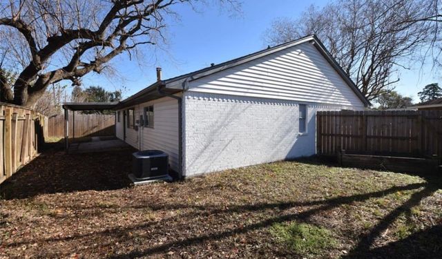 2711 Goldspring Lane, Spring, TX 77373