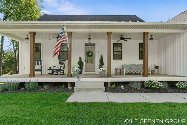 312 48th Avenue, Zeeland, MI 49464