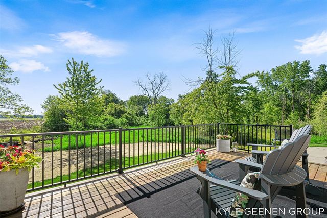312 48th Avenue, Zeeland, MI 49464