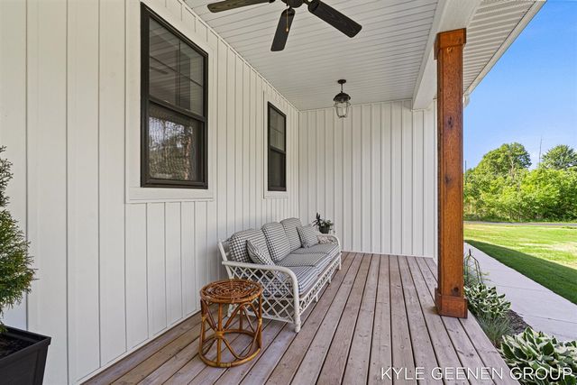 312 48th Avenue, Zeeland, MI 49464