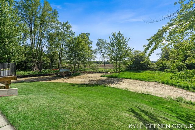 312 48th Avenue, Zeeland, MI 49464