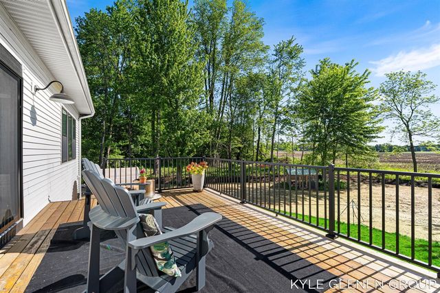 312 48th Avenue, Zeeland, MI 49464